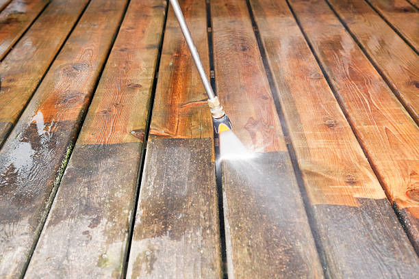 Professional Pressure Washing Services in Deep River Center, CT